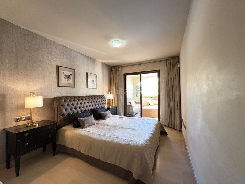 Foto 17583d75-cea3-4a15-a870-182e6973f078. Piso en Las Brisas Marbella