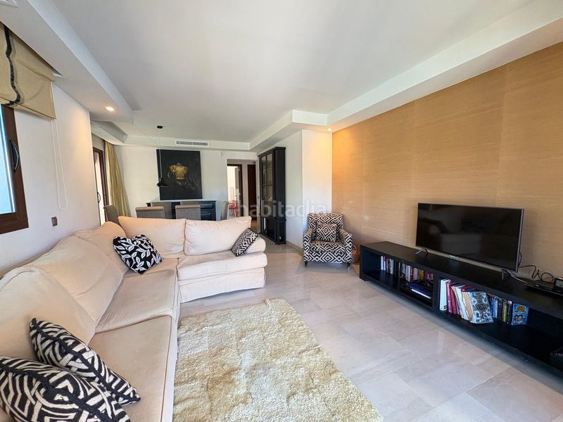 Foto 4d2445a0-cb30-41f1-9421-e04eec68ecca. Piso en Las Brisas Marbella