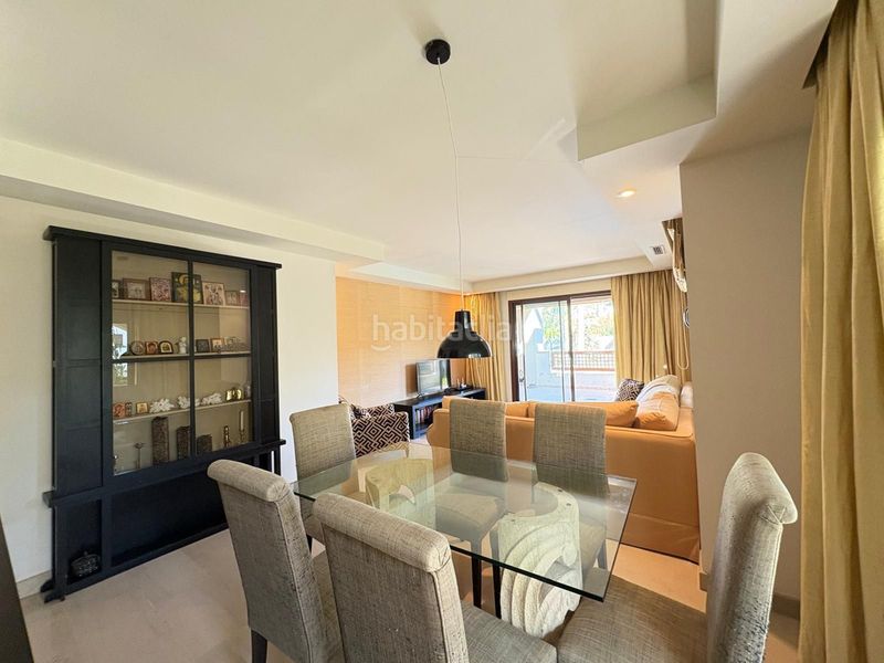 Foto b250fafa-9254-4985-b795-d5e5a2420ef3. Piso en Las Brisas Marbella