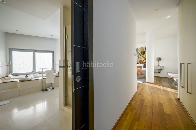 Foto 0821ccc8-bb25-4d3e-a206-6251c6f32a69. Casa adossada amb aparcament a Casco Antiguo Marbella