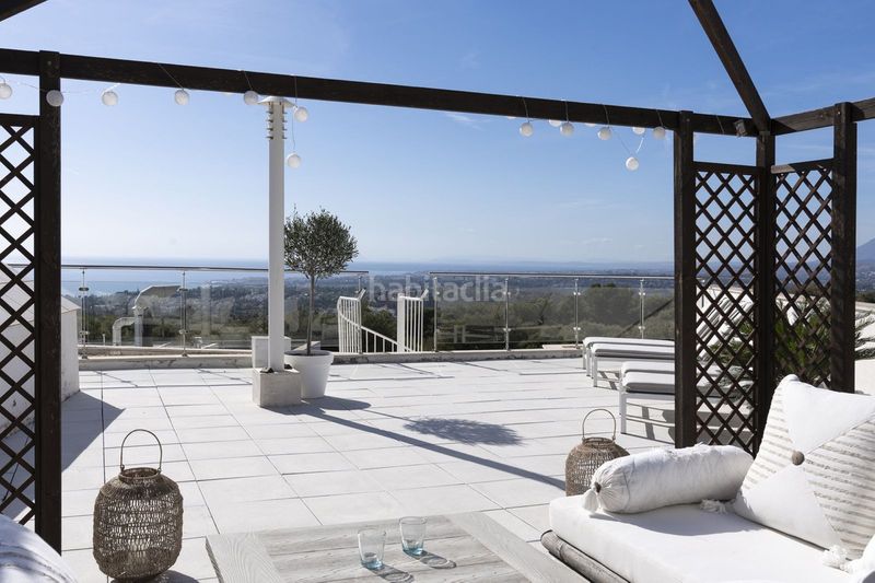 Foto ab694c8b-c2fb-44cd-8826-9afb23aefdd2. Casa adossada amb aparcament a Casco Antiguo Marbella