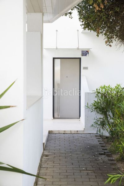 Foto e7002995-93ef-4c6a-811b-6f3d515e1bff. Casa adossada amb aparcament a Casco Antiguo Marbella
