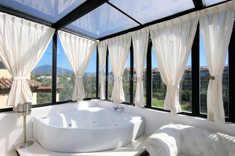 Foto 044d4813-6dc0-4b2c-b4fb-d63f8c028d1c. Ático en Guadalmina Alta Marbella