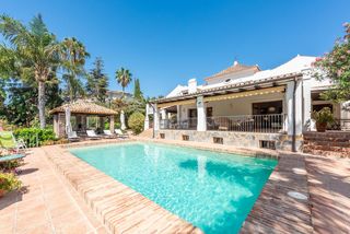 Semi detached house in Paraiso - Barronal