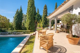 Semi detached house in Hacienda Las Chapas