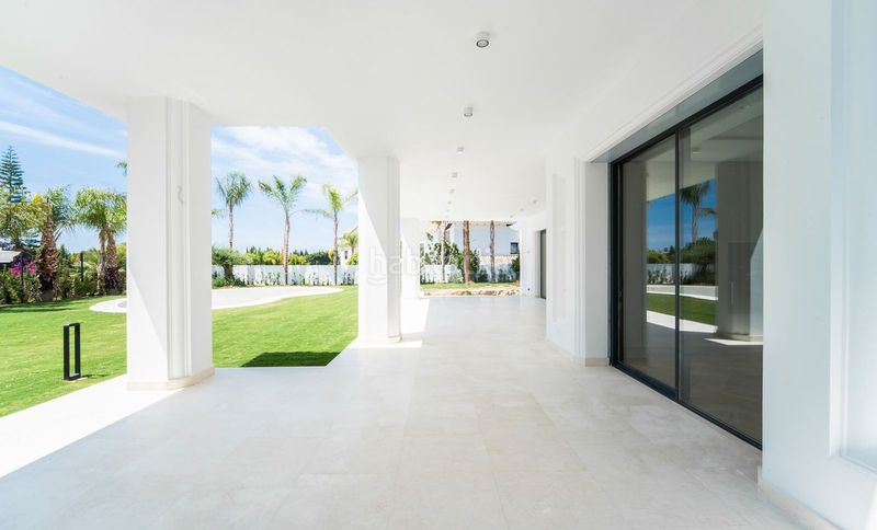 Foto f8c49902-2a4f-4552-b0e5-0cd13ebca239. Casa adossada amb aparcament a La Carolina - Guadalpín Marbella