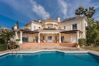 Semi detached house in Elviria