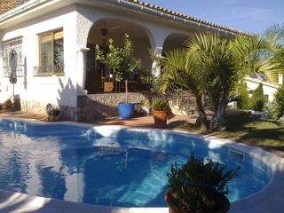 Semi detached house in Las Brisas