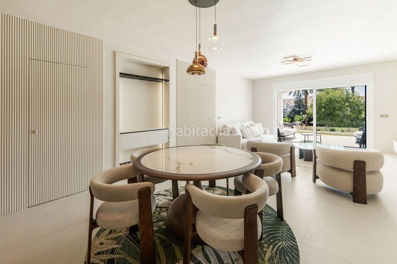 Foto c0eca822-36f9-40bc-8c0e-52b59ff83cd7. Pis amb aparcament a Las Brisas Marbella
