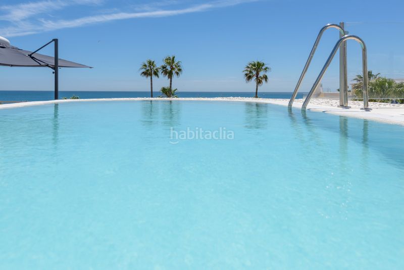 Foto b89497a7-3d45-4ab5-a8cd-5181db9d9dd9. Àtic a Centro Estepona