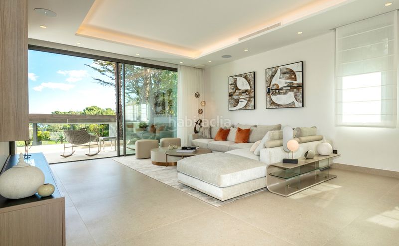 Foto 69f5143e-d68e-447d-affc-7aadf4767793. Casa adossada amb aparcament a La Zagaleta Benahavís