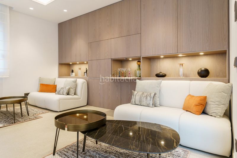 Foto 8c1b9a16-7846-4589-ad08-641a5feb9f3b. Casa adossada amb aparcament a La Zagaleta Benahavís