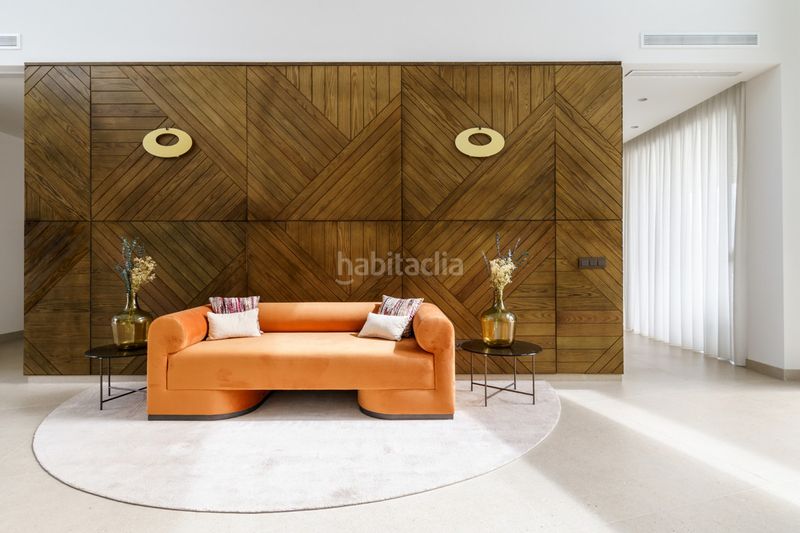 Foto a50c0372-c9ca-400b-ab08-d345cb5b6df7. Casa adossada amb aparcament a La Zagaleta Benahavís