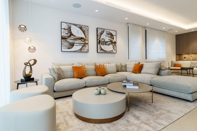 Foto a6ada7da-7ea4-409c-a835-1d7577e97e0b. Casa adossada amb aparcament a La Zagaleta Benahavís