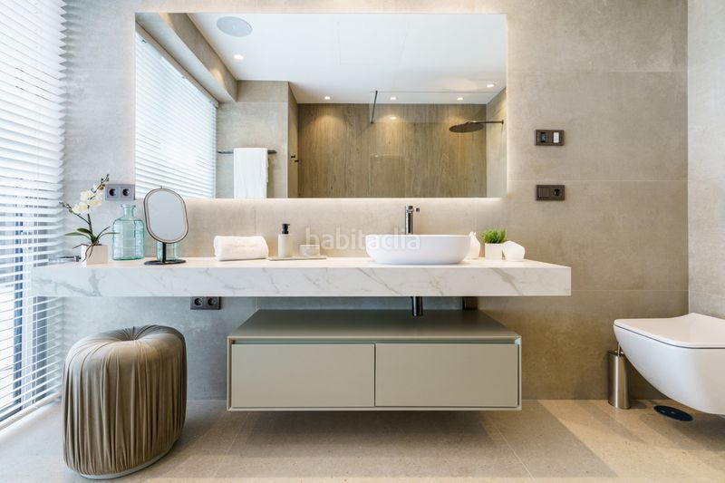 Foto ecec9c2b-abd6-438c-b383-134f2d4a705f. Casa adossada amb aparcament a La Zagaleta Benahavís