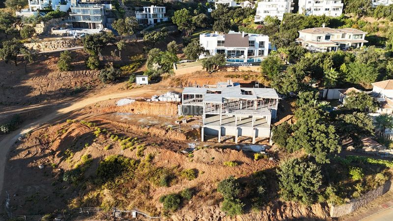 Foto 5a86e49b-6a0c-45a6-bf62-b19864d0d0ab. Casa adossada amb aparcament a La Mairena Ojén