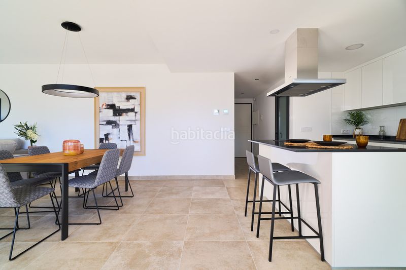 Foto 5f8a431a-4492-40b7-82fd-4854256c8cca. Pis amb aparcament a Benatalaya Estepona