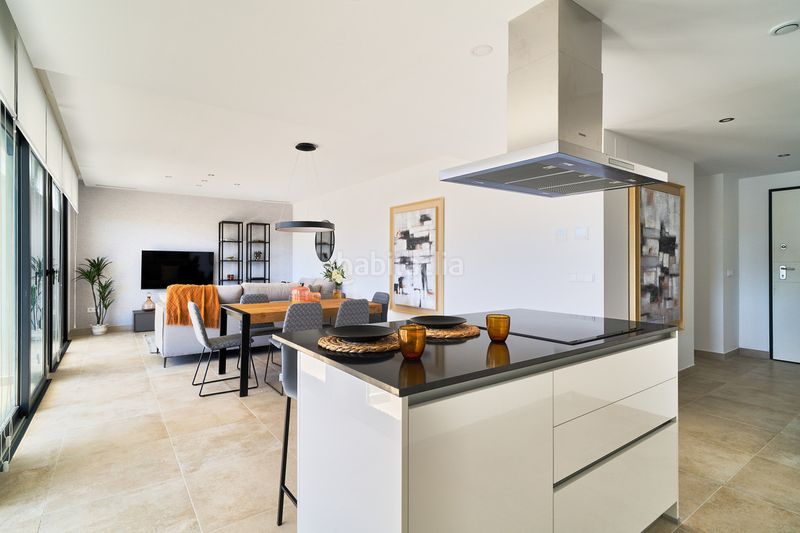 Foto 6d233dee-8ed1-4caa-8b15-1ed1dc2dc611. Pis amb aparcament a Benatalaya Estepona