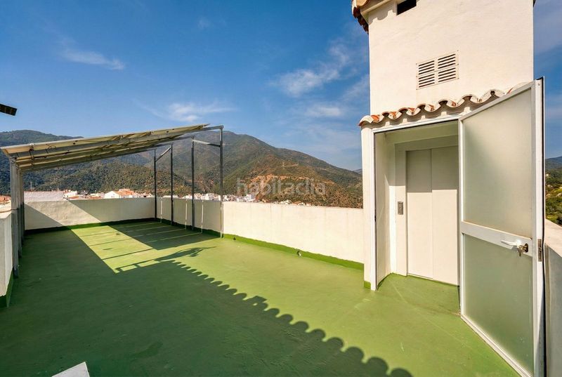 Foto d3a47e6f-a24d-4acc-ad8f-d1f2f97c3ff4. Casa adossada a Istán