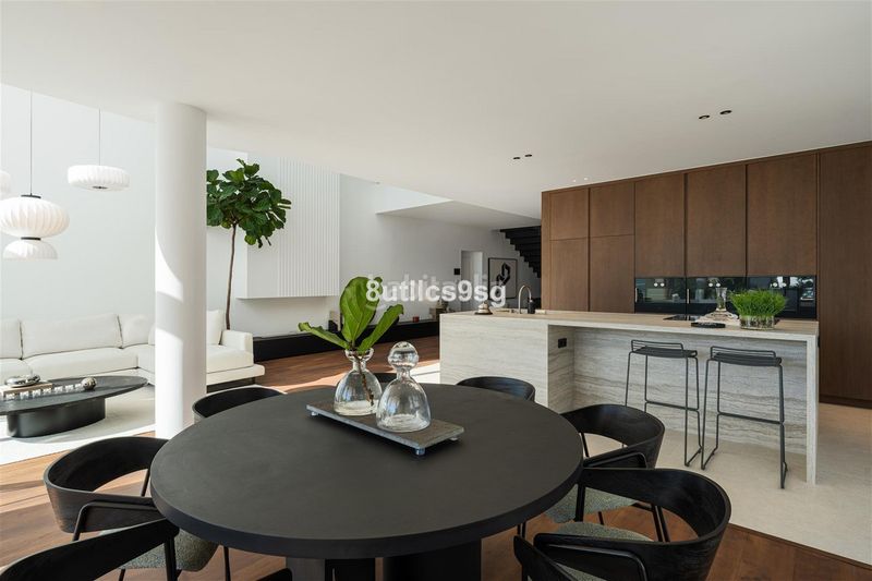 Foto 68e159ed-0d67-4057-bdd0-2405ea29bb19. Casa adossada a Sierra Blanca Marbella