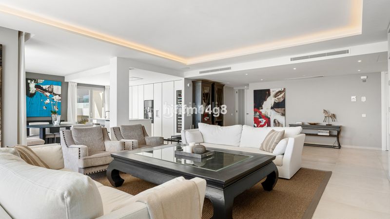Foto 6aa4b186-7975-4d4c-b0bb-e72d29041e40. Pis a Las Brisas Marbella