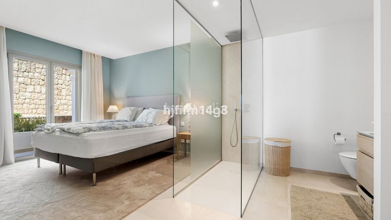 Foto a36b3852-ca35-44af-8b85-7808ad0fe570. Pis a Las Brisas Marbella