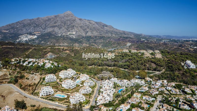 Foto bdf779f1-337b-4caa-af04-321d19daa7de. Pis a Las Brisas Marbella