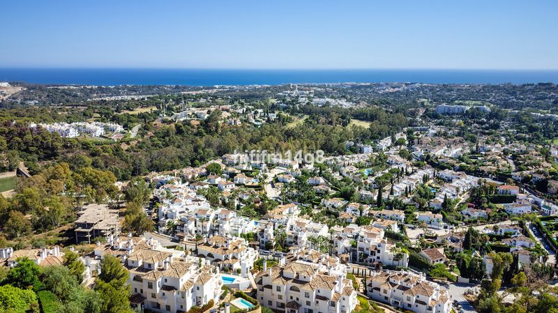Foto c4562e9f-434a-48c2-91a3-c5e748fe4e02. Pis a Las Brisas Marbella