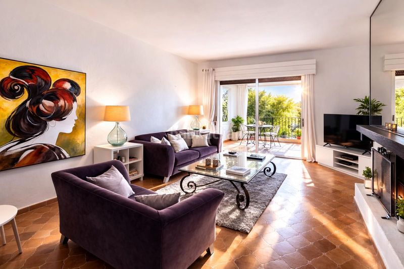 Foto a14be3e4-bd00-4236-b09e-efa7b2109b63. Pis a Puerto Banús Marbella
