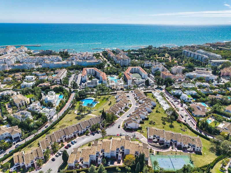 Foto 86163e2c-d0c4-4561-91e5-7a64c51d9f98. Pis a Las Brisas Marbella
