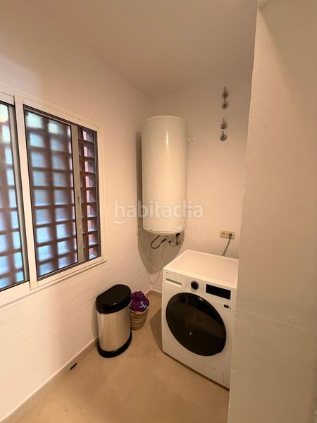 Foto b9f25719-87e5-449c-96b6-b258ea1b05e9. Pis amb aparcament a Centro Estepona
