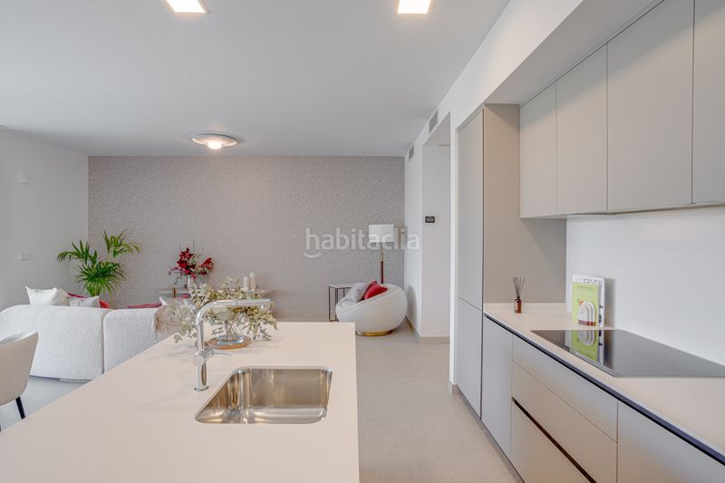 Foto e6da47ee-5844-4d6c-8e4d-686b266748a4. Piso en Cabopino - Artola Marbella