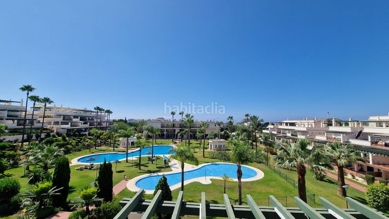 Foto bf7ca185-6498-4027-85e1-ef307a04ad73. Àtic amb aparcament a Las Brisas Marbella