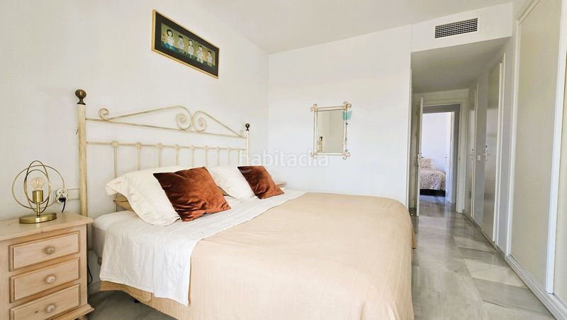 Foto c028034e-b276-4283-b9a9-f51d414e049d. Àtic amb aparcament a Las Brisas Marbella