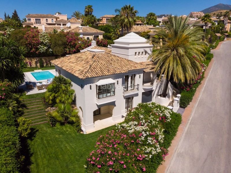Foto 0788b45d-897f-4a88-9de3-c1b92e06c7c4. Casa adosada en Las Brisas Marbella