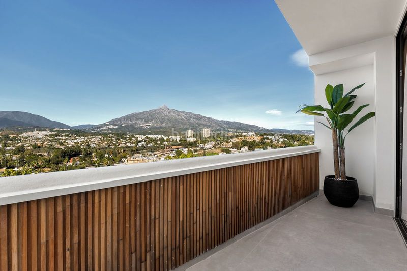 Foto c1feeeb8-a739-4903-b83f-ac266e0ccd99. Àtic amb aparcament a Las Brisas Marbella
