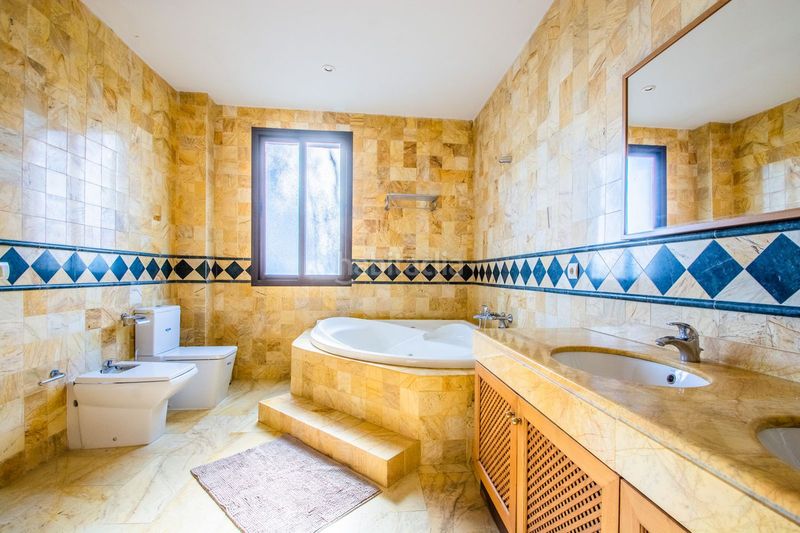 Foto 3b865fdb-462b-4e9e-967b-c4d30fc5d339. Ático en Cancelada Estepona