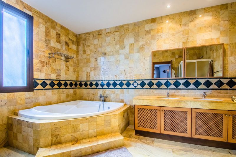 Foto 4cfa942d-a7c6-456d-bf7f-2f7efc2aef16. Ático en Cancelada Estepona