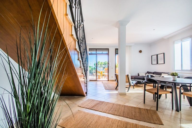 Foto 657e7c66-7cc5-48f9-88d2-8952e5ed8e97. Ático en Cancelada Estepona