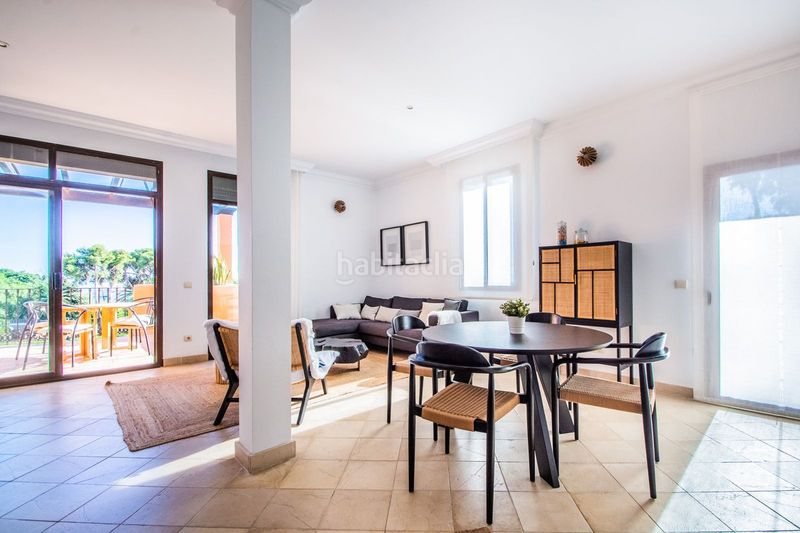 Foto bef369fb-0451-43a0-bb1d-ec2cae96b91b. Ático en Cancelada Estepona