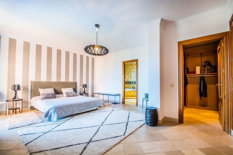 Foto e1e3d8fb-c61f-4cfb-857c-365d206359c9. Ático en Cancelada Estepona