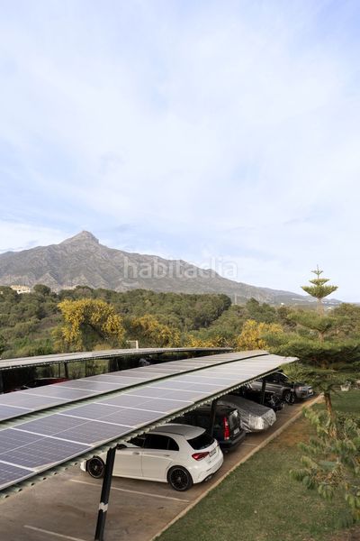 Foto efbfe622-9b08-4dd1-9589-17d53f5c080e. Casa adosada en Las Brisas Marbella