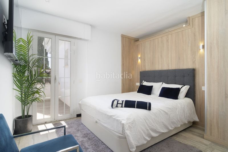 Foto 00eb5639-6a62-4881-bfc8-e81524a5e06c. Casa adossada amb aparcament a Puerto Banús Marbella