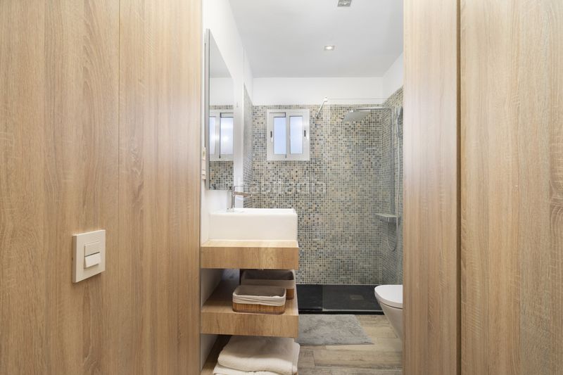 Foto 1a2d36c8-2a10-46dd-b943-9739a08928c1. Casa adossada amb aparcament a Puerto Banús Marbella