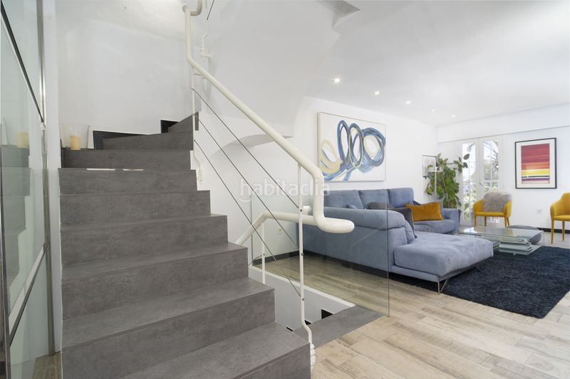 Foto e7ebbe8b-4453-472e-9150-828dc8880e5c. Casa adossada amb aparcament a Puerto Banús Marbella