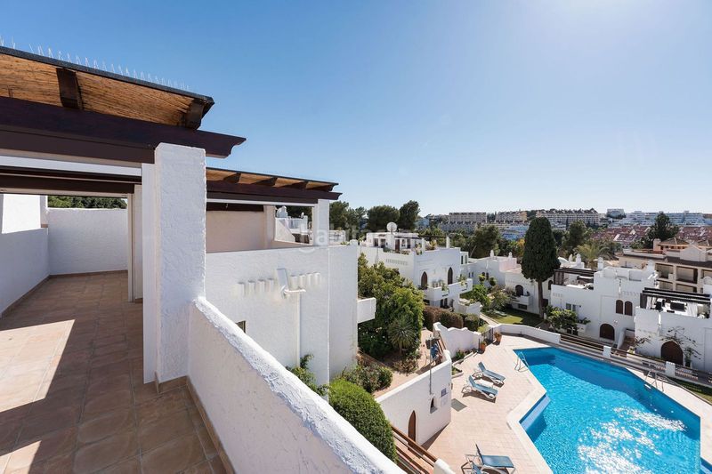 Foto ad9c518e-7138-4d4e-93fe-586b8891d4fe. Àtic a Las Brisas Marbella
