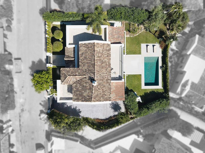 Foto c7b902ce-3818-4f8c-8c74-aa7ba28fded1. Casa adossada a Las Brisas Marbella