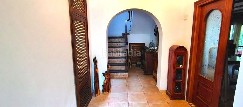 Foto 15ac1df2-f893-4ea6-87a0-71620bc04a4a. Casa adossada amb aparcament a Río Real Marbella