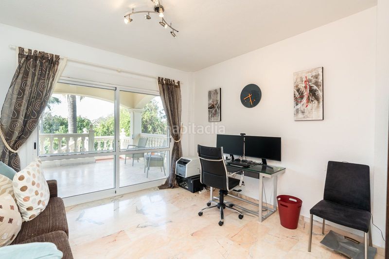 Foto 0efa6f13-5015-4527-abb1-421cc91e1e5c. Casa adossada amb aparcament a Marbesa Marbella