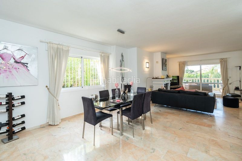 Foto 19a5bf99-9102-4977-896a-a1ee031f4996. Casa adossada amb aparcament a Marbesa Marbella